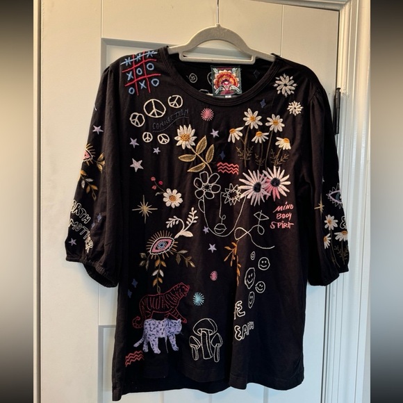 Johnny Was Soho Puff Sleeve Tee - Picture 2 of 6